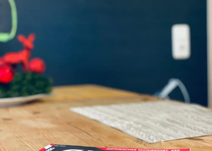 Curb Apartment Neichen